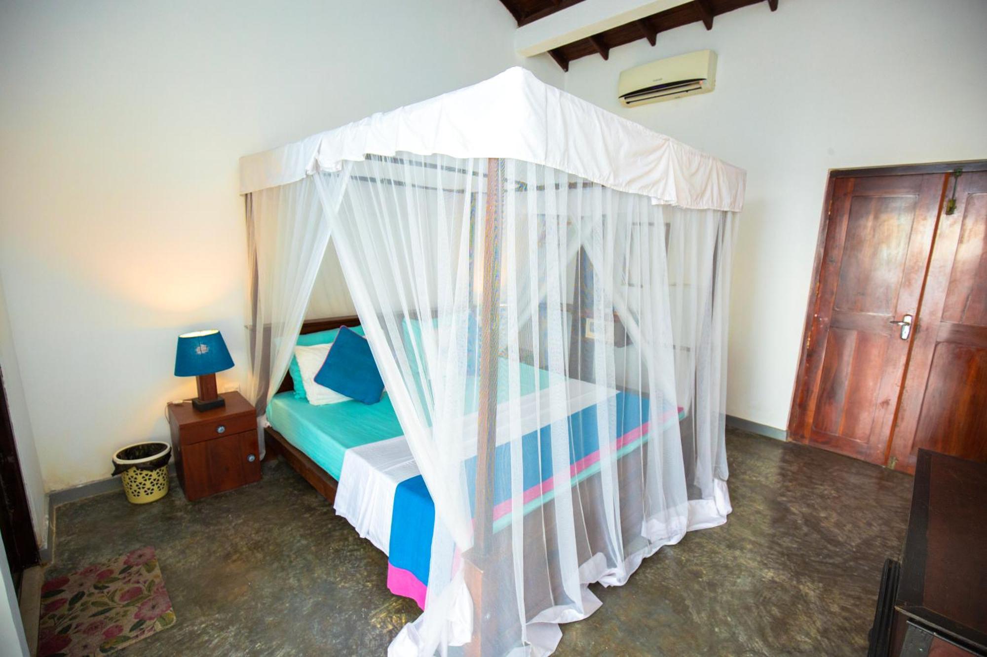 Hotel Zeilan Sunset Point أونا واتونا المظهر الخارجي الصورة