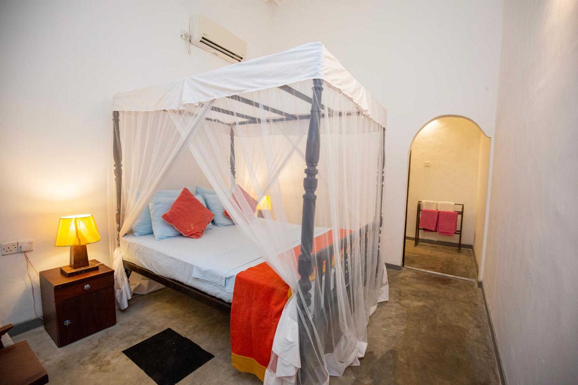 Hotel Zeilan Sunset Point أونا واتونا المظهر الخارجي الصورة