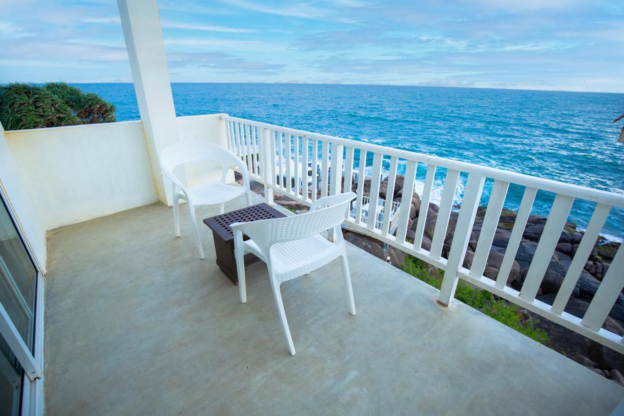 Hotel Zeilan Sunset Point أونا واتونا المظهر الخارجي الصورة