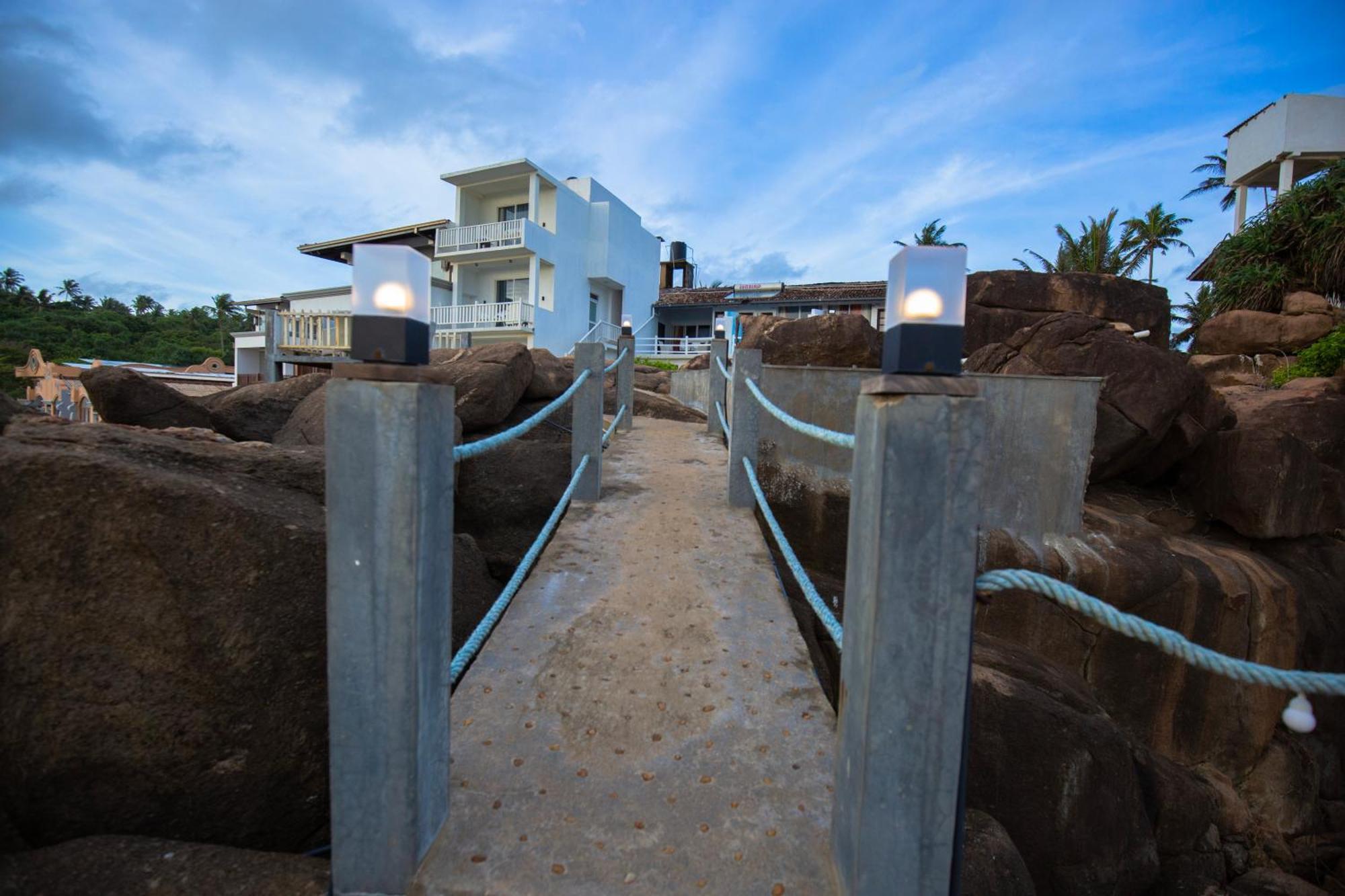 Hotel Zeilan Sunset Point أونا واتونا المظهر الخارجي الصورة