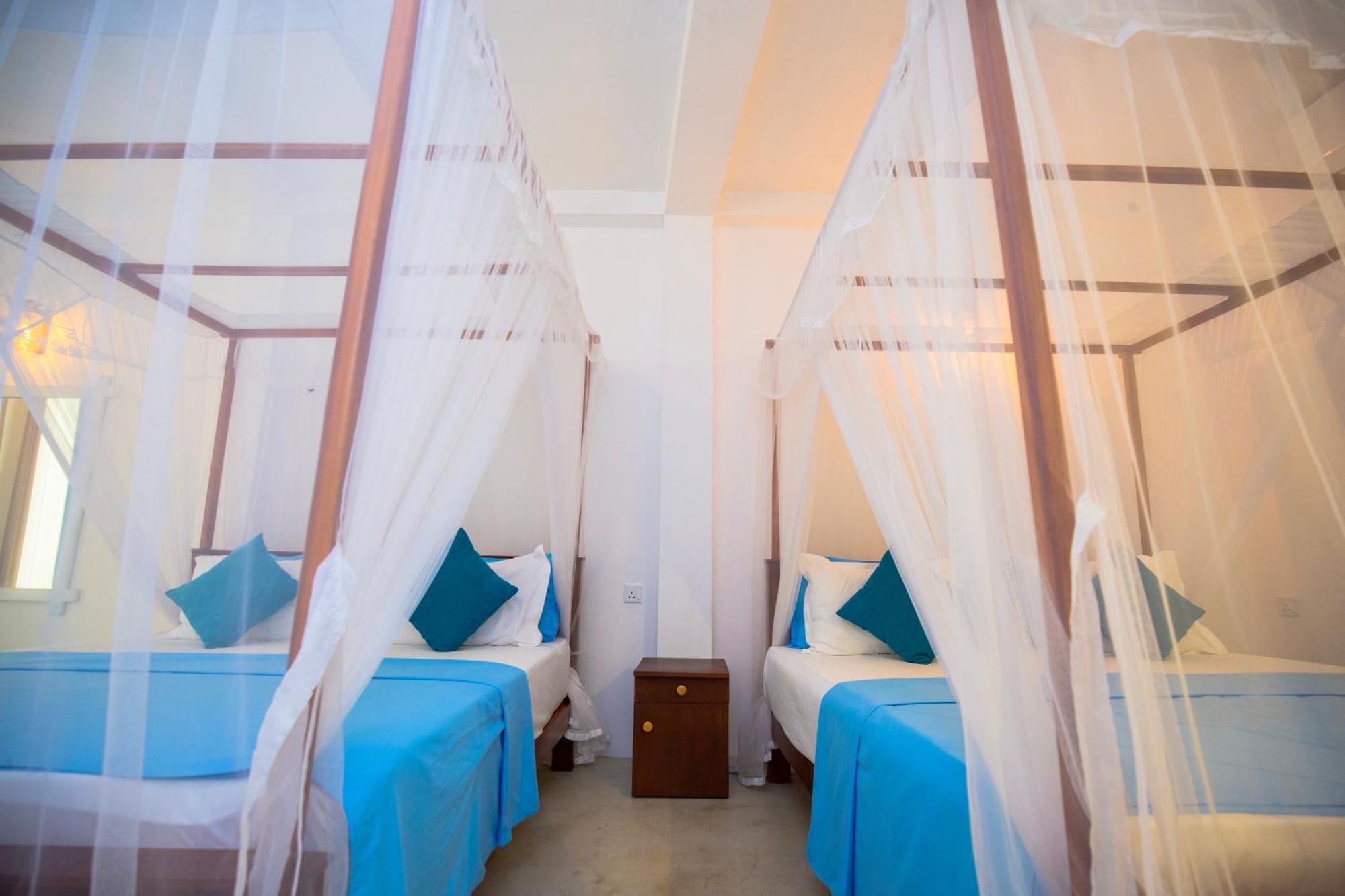 Hotel Zeilan Sunset Point أونا واتونا المظهر الخارجي الصورة